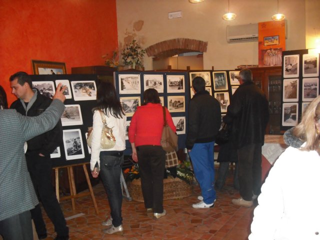 mostrafotograficapressolacortedeiprincipidismartinospadaforame.jpg